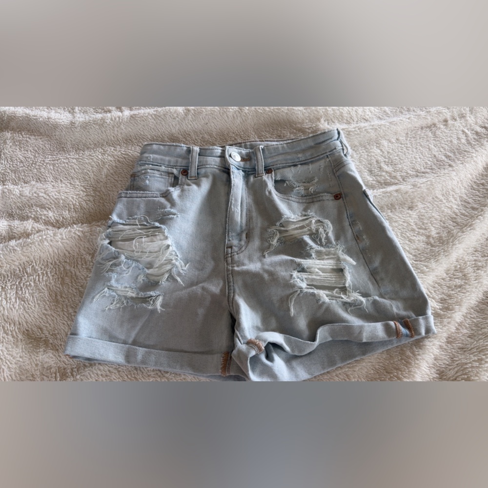 American Eagle Outfitters Light Gray Distressed Women's Shorts